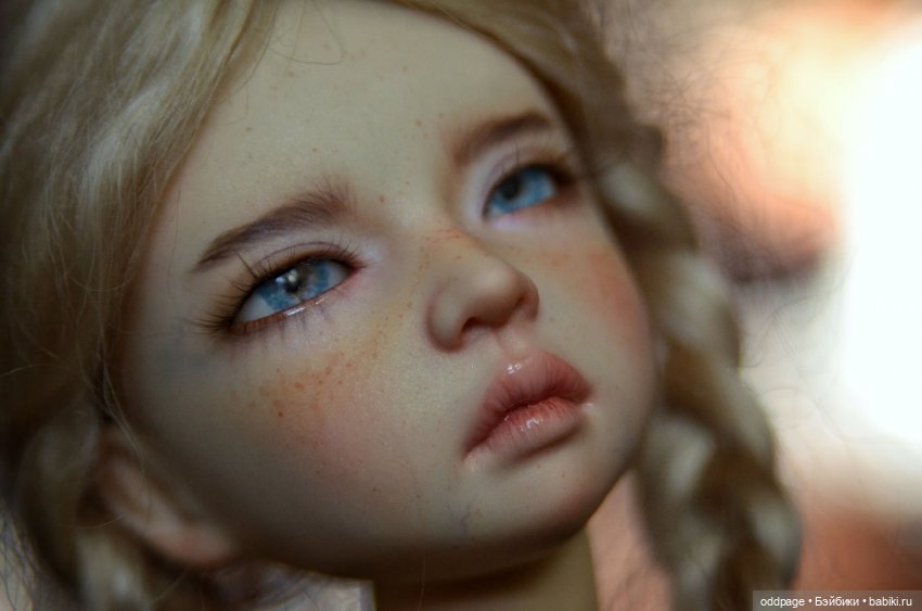 макияж куклы Oddpage