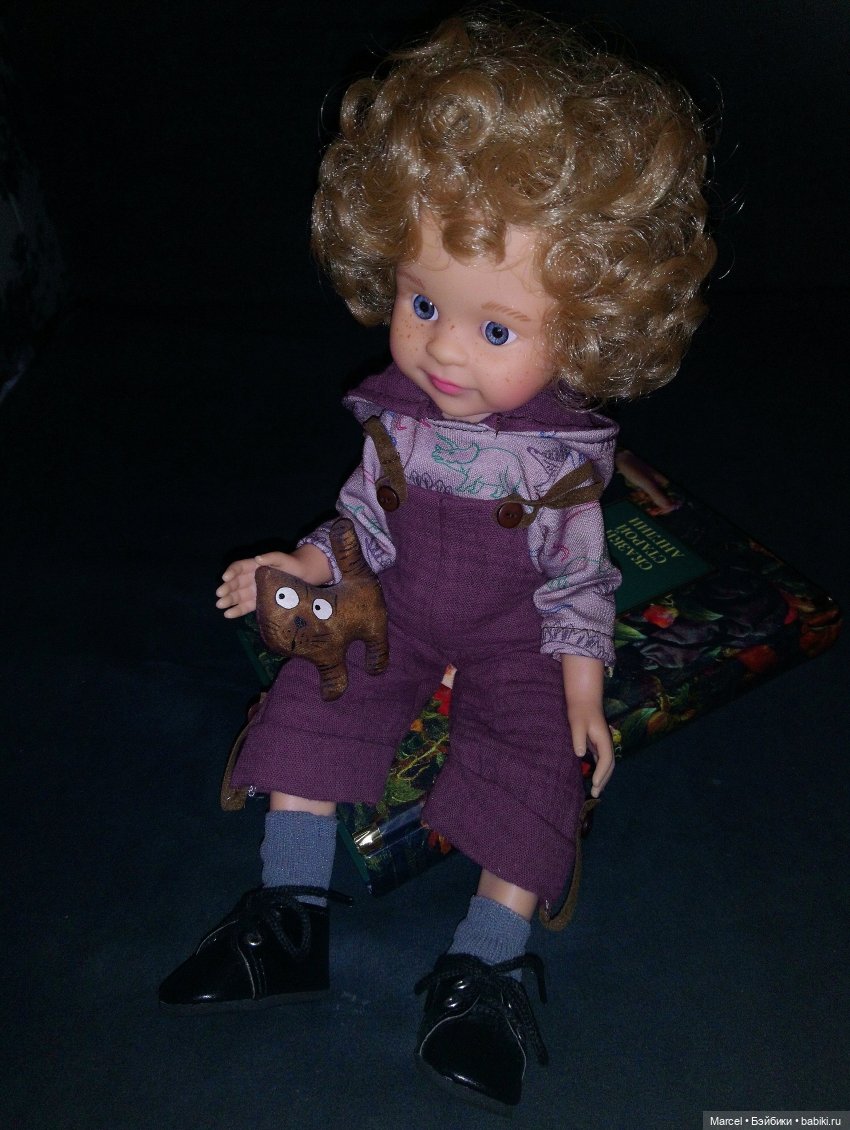 Кукла Паола Рейна. Брошь Кофейный кот.