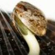 Люди, помогите разобраться с коробкой с куклами