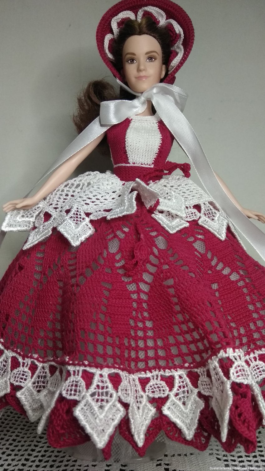 Бальное платье и две шляпки в викторианском стиле для Барби | Бэйбики Бальное платье и две шляпки в викторианском стиле для Барби (фото 4)