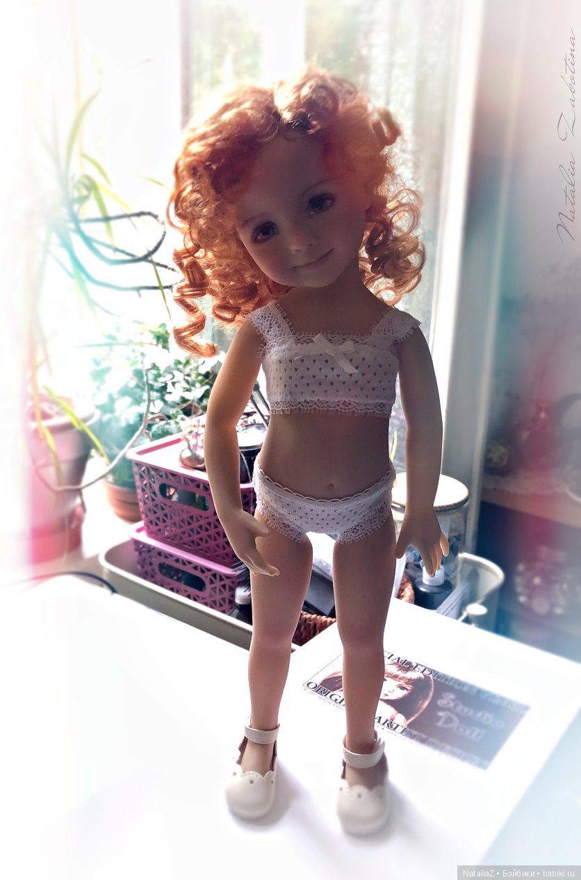 Новенькая, тоже маленькая и (а как иначе?) опять рыженькая