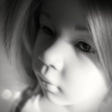 "Юная девушка, с глазами как сказка прекрасными..."