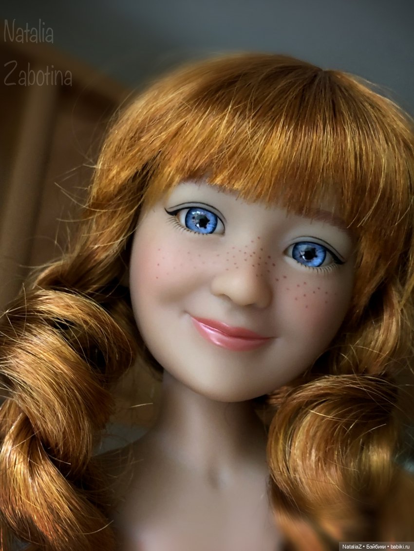 "Смешинка в глаз попала" — Дафна Ruby Red