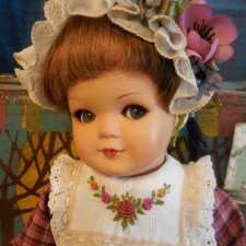 Юная фройляйн и непослушные косички