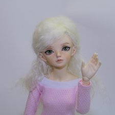 Мейвис в новом образе