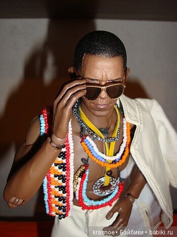 Как уж вышло!.. Одевание базового экшена от Hot Toys