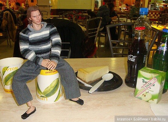 От тапочек до восточного наряда... Одевание базового экшена от Hot Toys