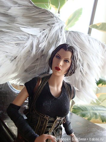 Крылья для ангела. Alice - Resident Evil: Afterlife movie. 1/6 от Hot Toys