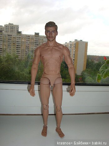 Базовый экшен от Hot Toys (фото 3)