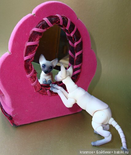 Какой из кресла-кольцедержателя получился трон (фото 7)