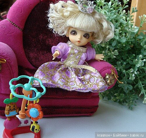 Какой из кресла-кольцедержателя получился трон (фото 8)