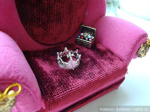 Какой из кресла-кольцедержателя получился трон (фото 9)