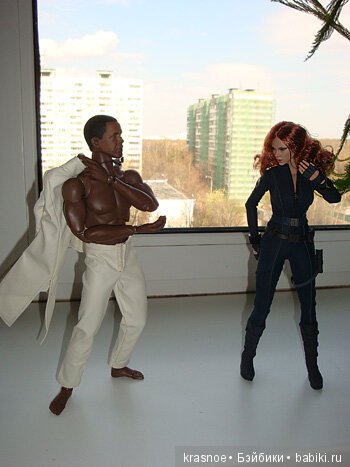 Черная вдова от Hot Toys — Коллекционные фигурки Hot Toys (Хот Тойс) 1:6: фото (фото 5)