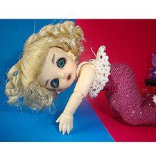 Во что мы с куклами играем? Во все! Если эльфёнка просит бантики