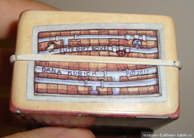 Жесть! Коллекционные коробочки-домики от Dana Kubick и от чая до кучи (фото 4)