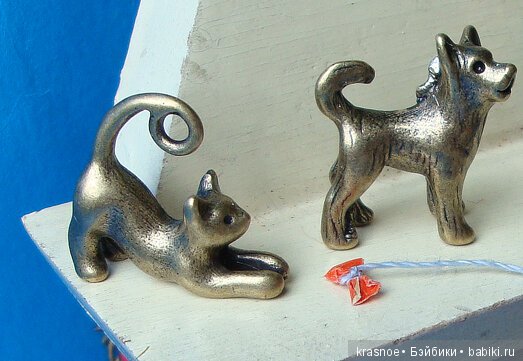 Во что мы с куклами играем? Во все! Брелочки с ювелирной выставки (фото 5)