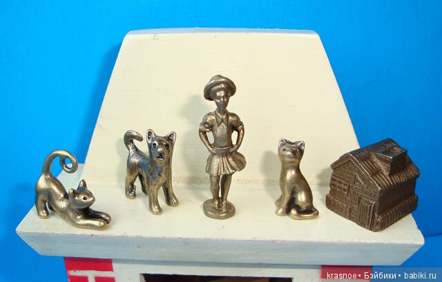 Во что мы с куклами играем? Во все! Брелочки с ювелирной выставки (фото 2)