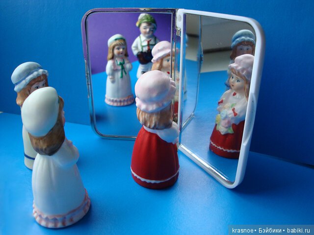 Во что мы с куклами играем? Во все! Фарфор: мебель, коллекционные наперстки, детская солонка (фото 6)