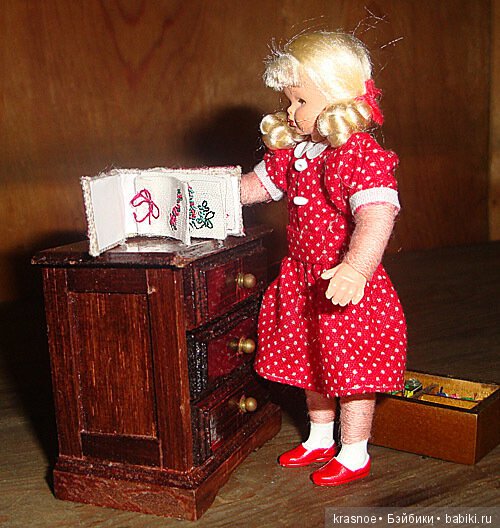 Микро. Вышивка — Аксессуары для кукол своими руками: идеи (фото 9)