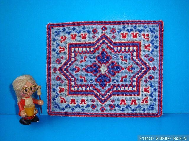 Коврик с антикварным рисунком крестом (фото 2)