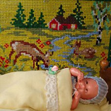 Коврик детский с винтажным немецким рисунком крестом