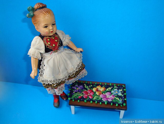 Коврик с русунком berlinwoolwork и винтажным бисером (фото 3)