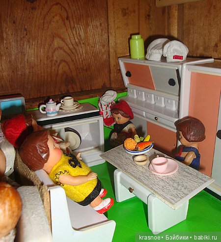 Сам себе "Квартирный вопрос". Выпуск восьмой. Многоэтажка для пупсиков. Этаж 1. Кухня и спальня