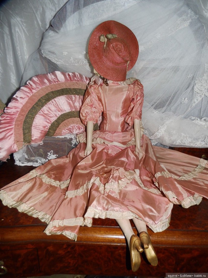 Антикварные будуарные куклы, просто фото