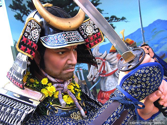 Японские куклы из хризантем (фото 8)