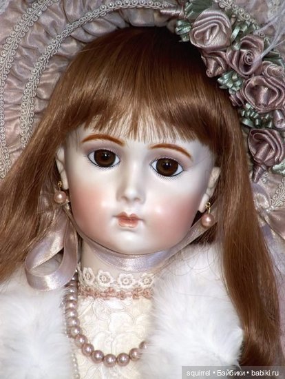 Реплики антикварных Жюмо Трист (печальная, длиннолицая)