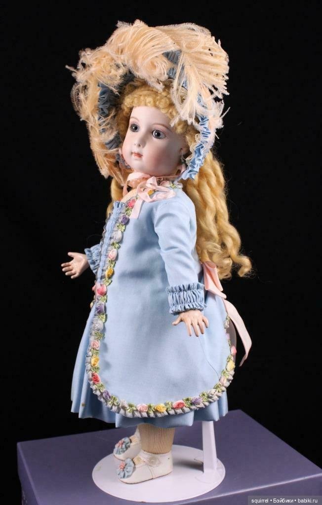 Реплики антикварных Жюмо Трист (печальная, длиннолицая)