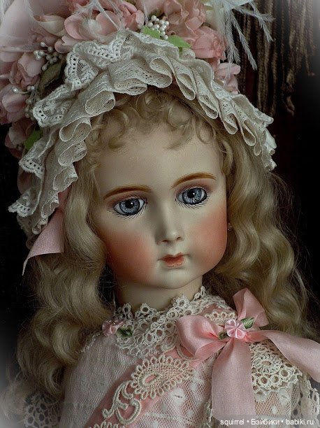 Реплики антикварных Жюмо Трист (печальная, длиннолицая)