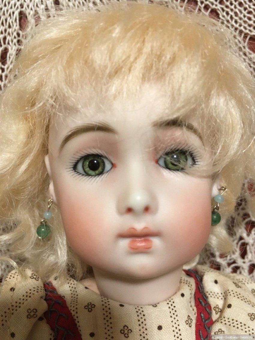 Реплики антикварных Жюмо Трист (печальная, длиннолицая)