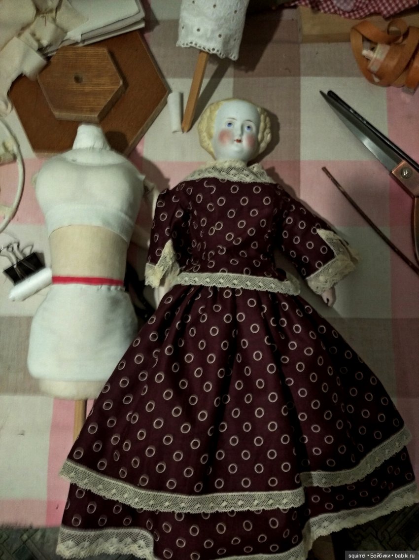 Модная кукла своими руками. Делаем подставку