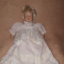 Фарфоровая куколка компаньон для больших кукол