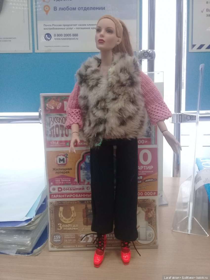 Посылка для Рании-аль-Фируз (Ruby Rose Wenthworth от Tonner) (фото 4)