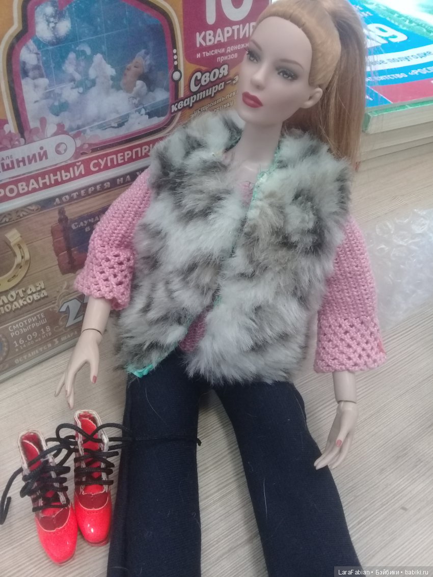 Посылка для Рании-аль-Фируз (Ruby Rose Wenthworth от Tonner) (фото 3)