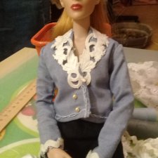 Новый пиджак для Рании аль Фируз