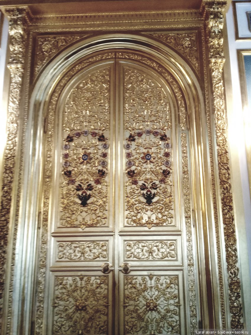 Шотландская гостья изучает столицу часть 1 (фото 8)