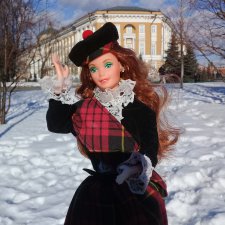 Шотландская гостья изучает столицу часть 2