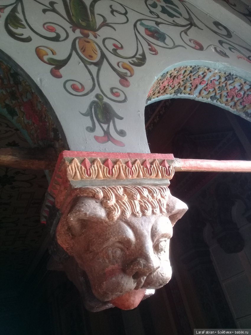 Шотландская гостья изучает столицу часть 3 (фото 9)