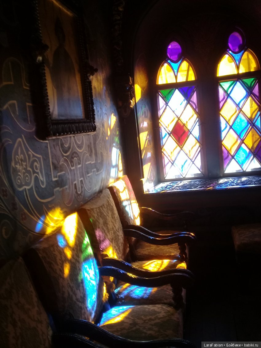 Шотландская гостья изучает столицу часть 3