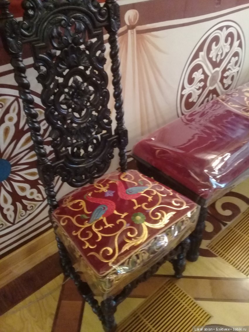 Шотландская гостья изучает столицу часть 3