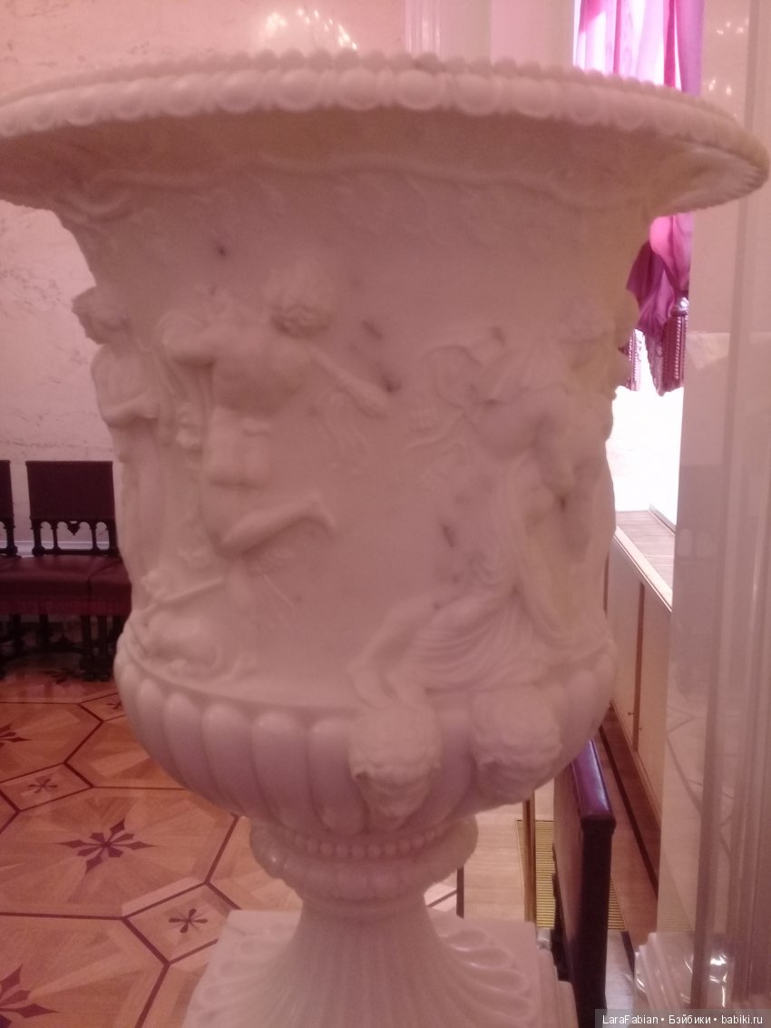 Шотландская гостья изучает столицу часть 4