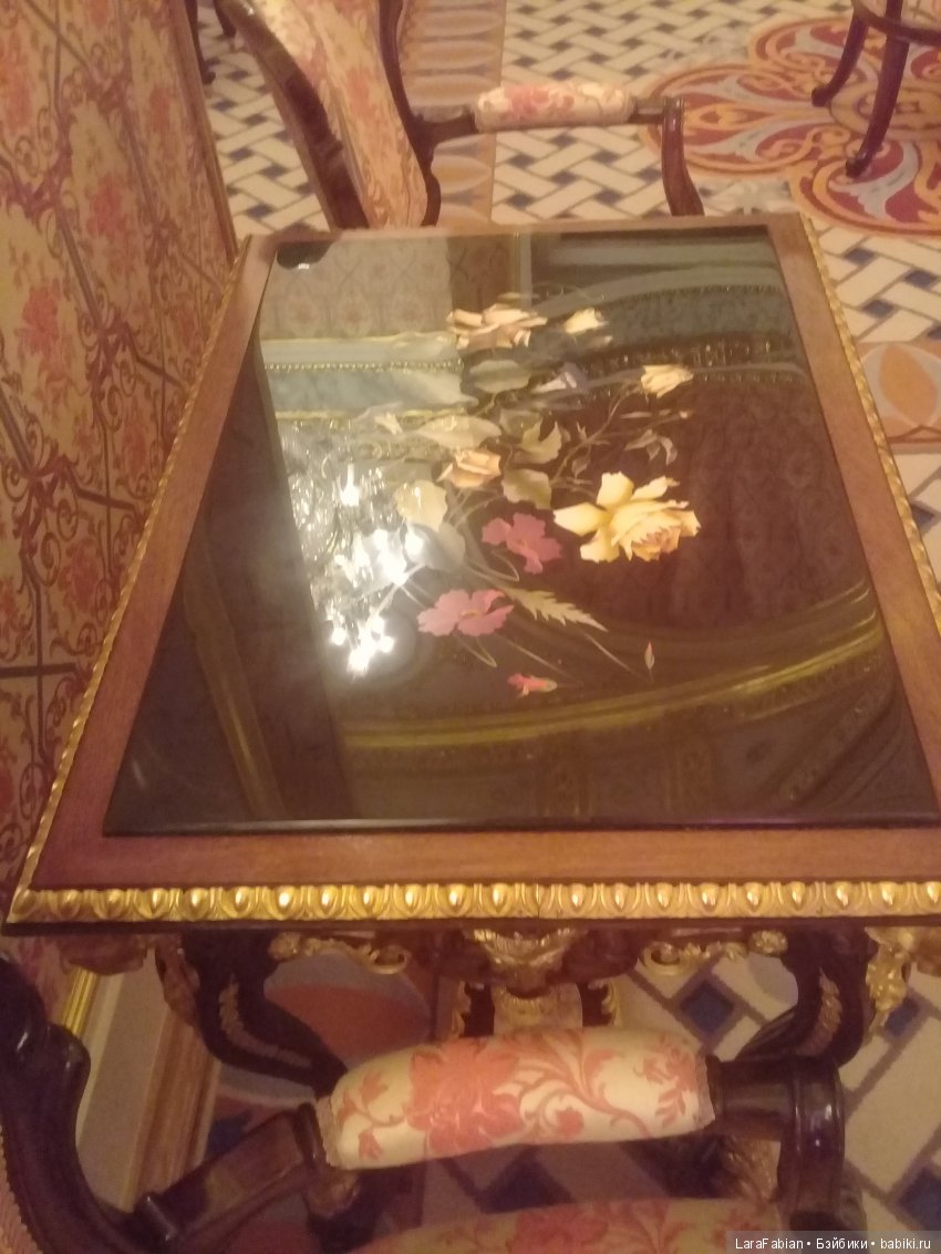 Шотландская гостья изучает столицу часть 4