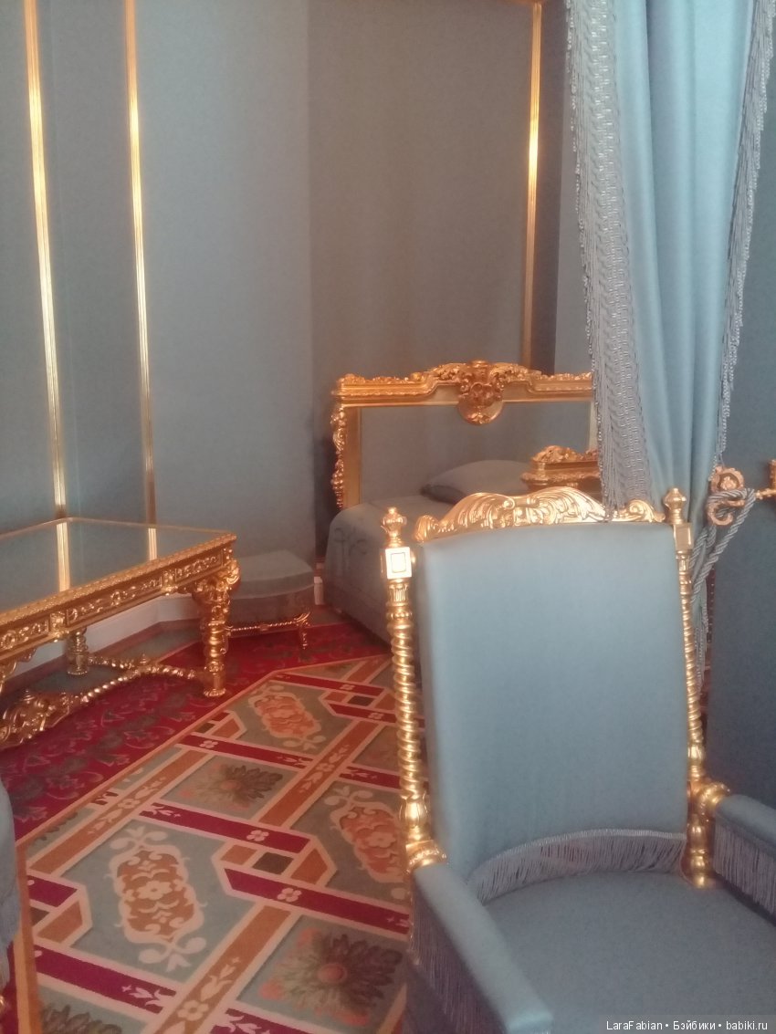 Шотландская гостья изучает столицу часть 4