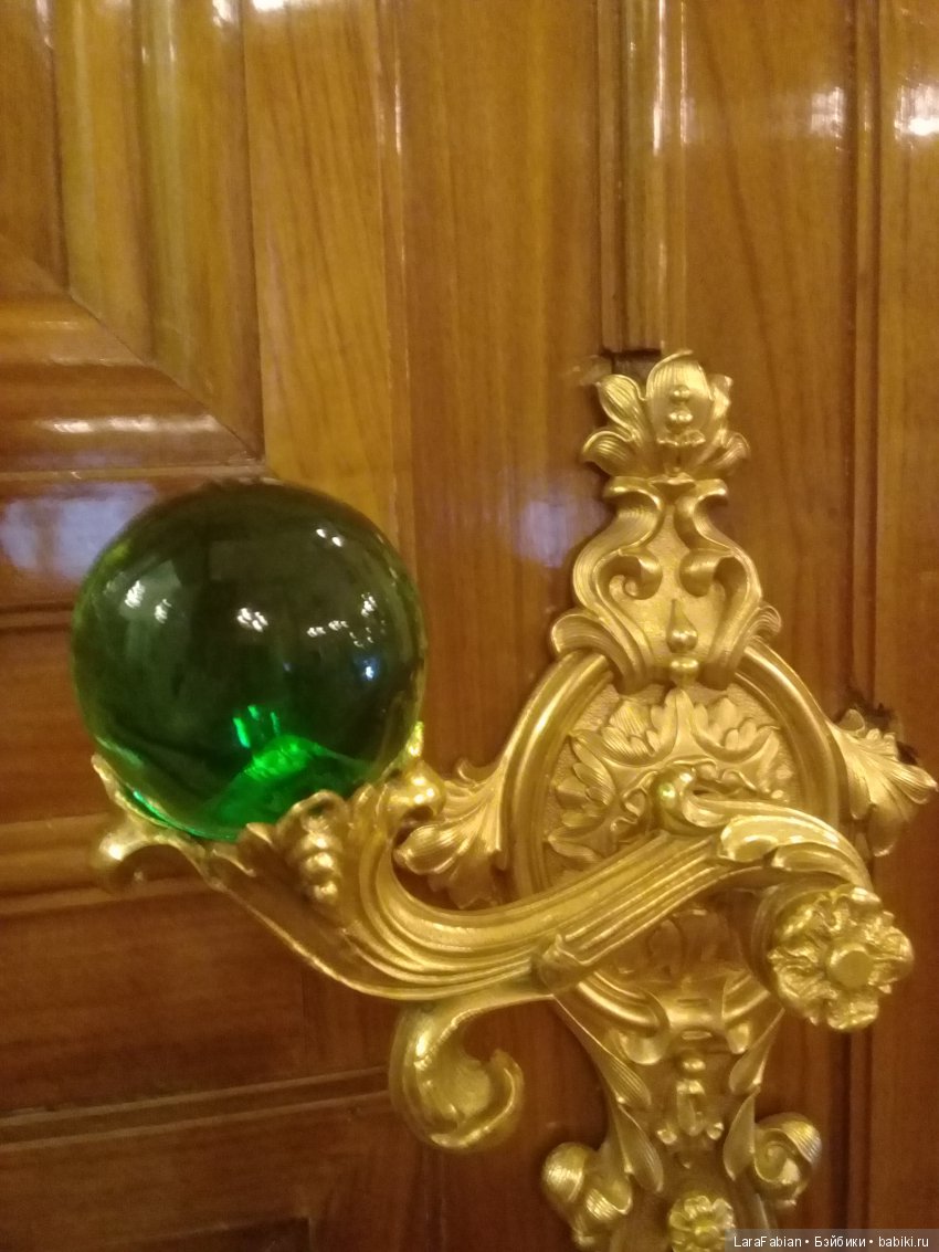 Шотландская гостья изучает столицу часть 4