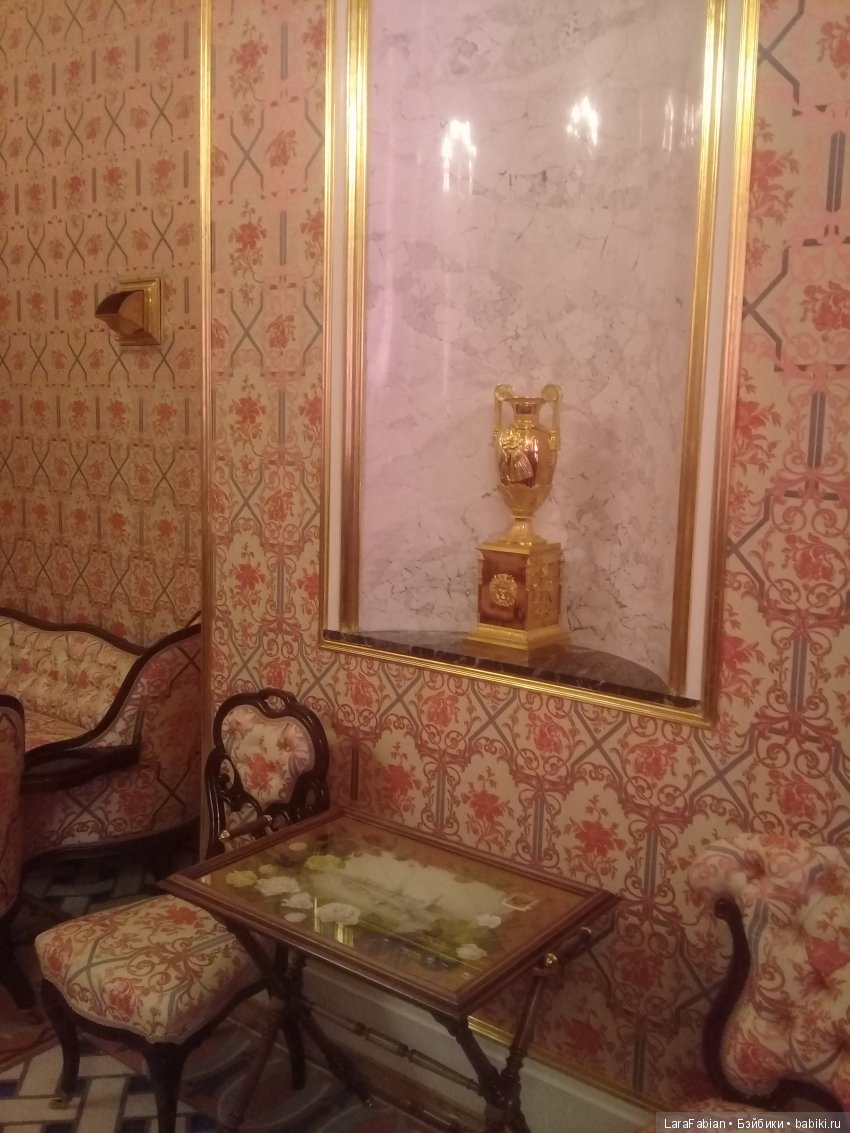 Шотландская гостья изучает столицу часть 4