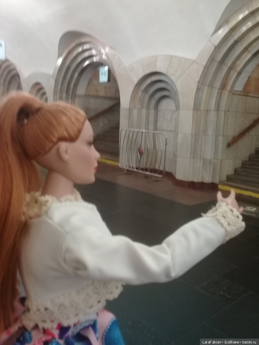 Мисс Бейбики-2019. Портрет Рании в интерьере