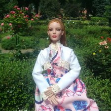 Мисс Бейбики-2019. Портрет Рании в интерьере